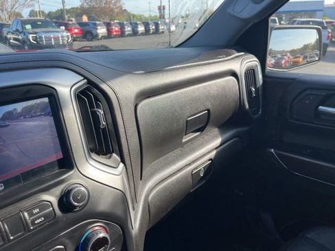 Used 2022 Chevrolet Silverado 1500 LT Trail Boss w/ Convenience Package II AWD/4WD image 28