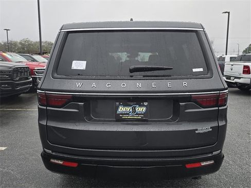New 2025 Jeep Wagoneer Series II image 14