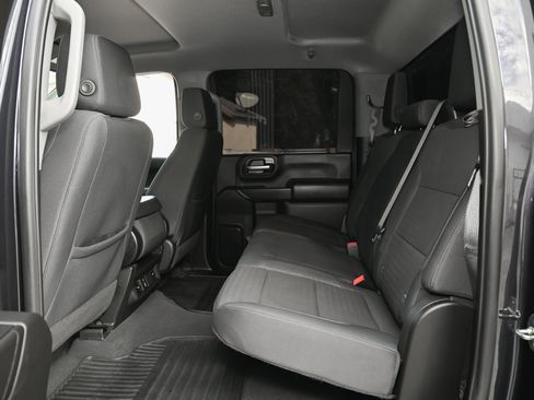 Used 2024 Chevrolet Silverado 2500 Custom w/ Custom Convenience Package image 39