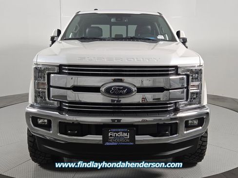 Used 2017 Ford F250 Lariat w/ Lariat Ultimate Package AWD/4WD image 8