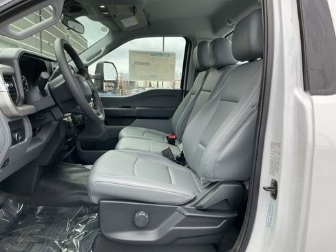 New 2025 Ford F450 XL w/ XL Chrome Package AWD/4WD image 17