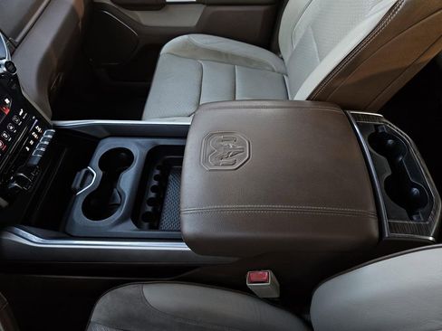 Used 2020 RAM 1500 Laramie image 31