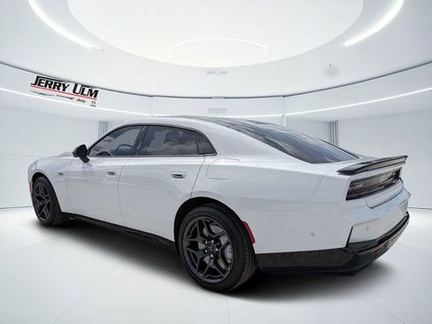 New 2026 Dodge Charger R/T AWD/4WD image 5