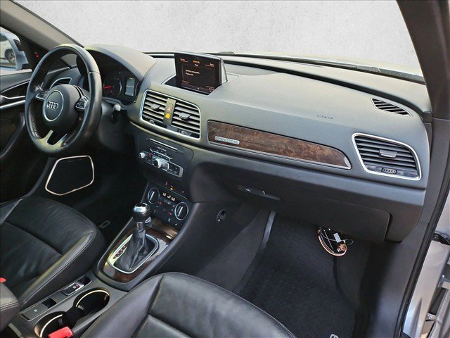 Used 2016 Audi Q3 2.0T Prestige AWD/4WD image 23