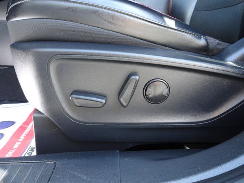 Used 2025 Ford Escape ST-Line AWD/4WD image 12