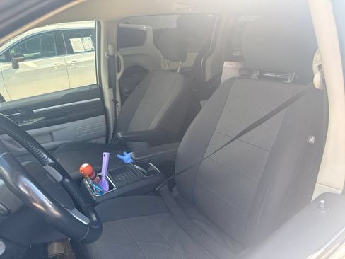 Used 2008 Dodge Grand Caravan SXT FWD image 3