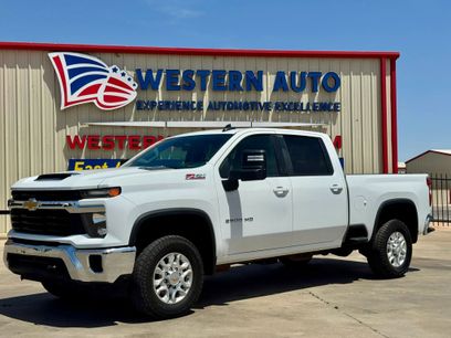 Used 2024 Chevrolet Silverado 2500 LT