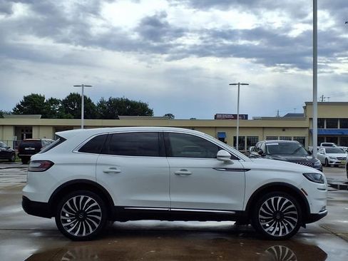 Used 2023 Lincoln Nautilus Black Label AWD/4WD image 21