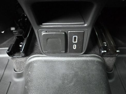 Used 2023 Chevrolet TrailBlazer RS w/ Sun and Liftgate Package AWD/4WD image 27