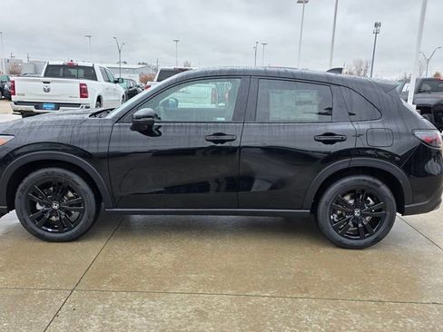 New 2026 Honda HR-V Sport image 2