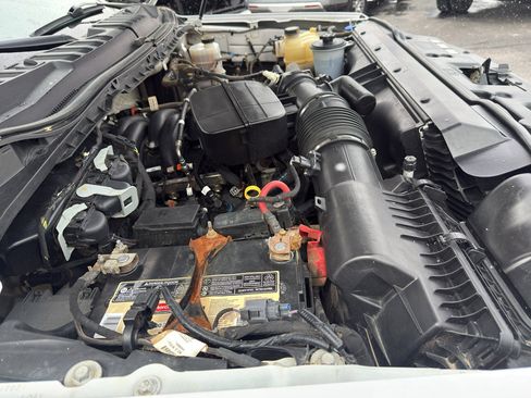 Used 2022 Ford F350 XLT AWD/4WD image 11