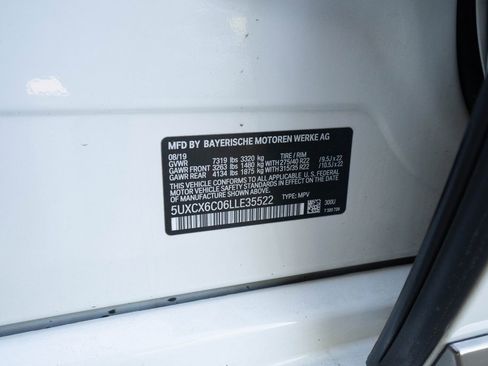 Used 2020 BMW X7 M50i w/ Dynamic Handling Package image 30