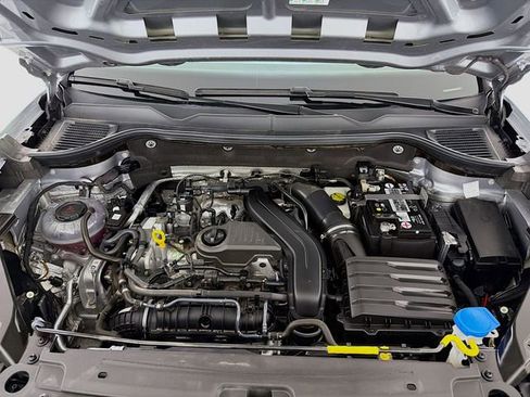 Used 2023 Volkswagen Taos S image 27