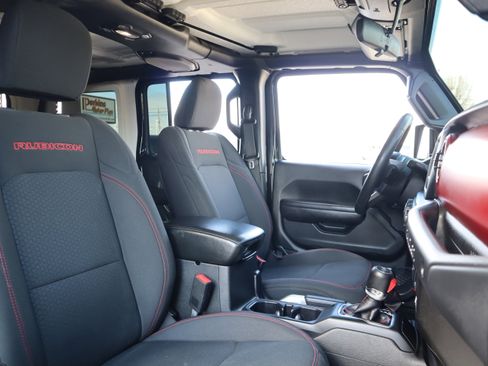 Used 2018 Jeep Wrangler Unlimited Rubicon image 29