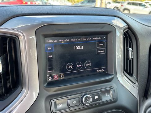 Used 2022 GMC Sierra 2500 Pro w/ Fleet Convenience Package image 17