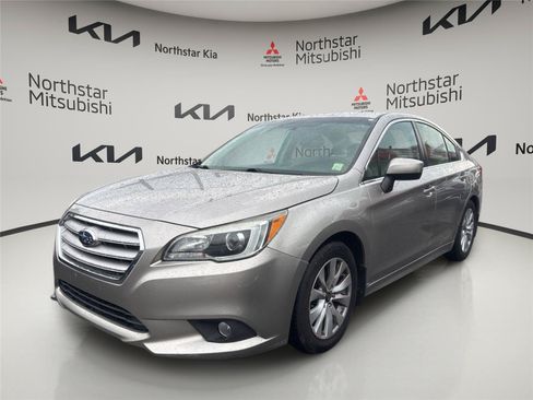 Used 2017 Subaru Legacy 2.5i Premium AWD/4WD image 1
