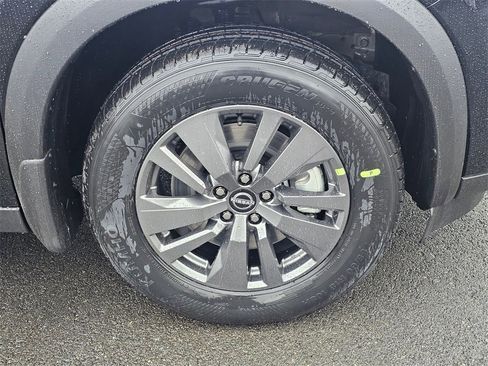 New 2026 Nissan Pathfinder SV image 31