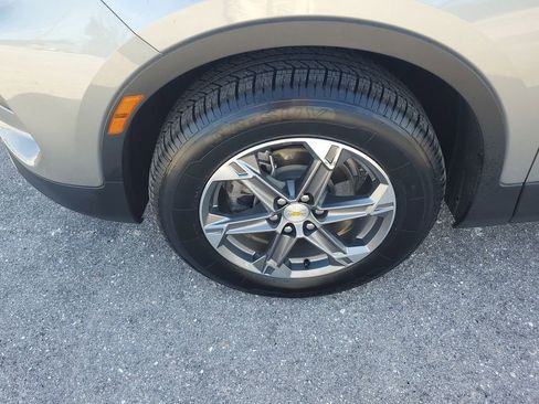 Used 2023 Chevrolet Blazer LT image 18