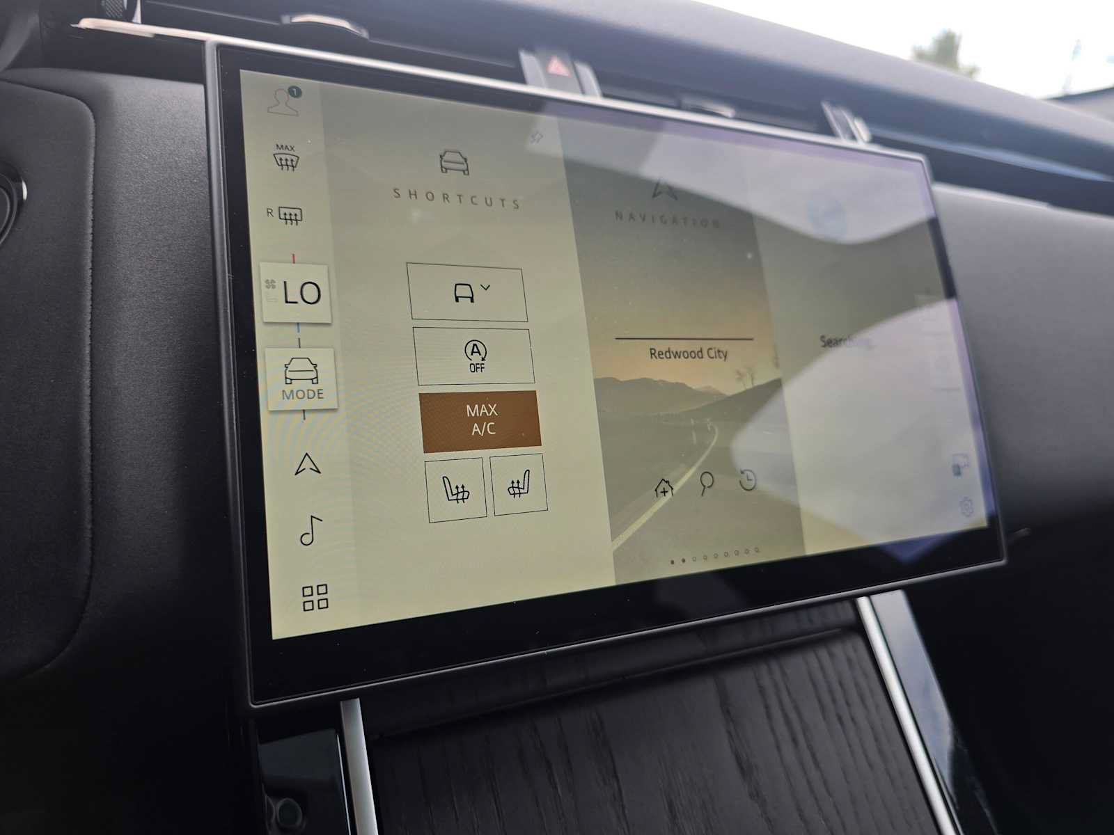 New 2026 Land Rover Range Rover Velar S AWD/4WD image 29