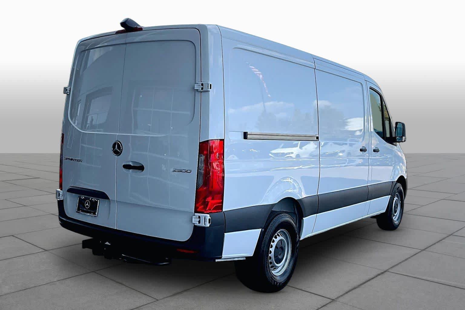 Used 2026 Mercedes-Benz Sprinter 2500 image 13