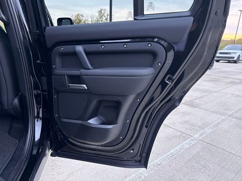 New 2026 Land Rover Defender 110 S image 17