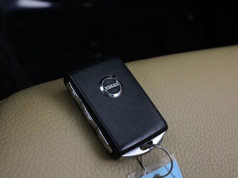 Used 2018 Volvo S90 T5 Momentum w/ Convenience Package image 28