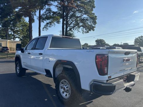 Used 2024 GMC Sierra 2500 Pro w/ Convenience Package AWD/4WD image 6