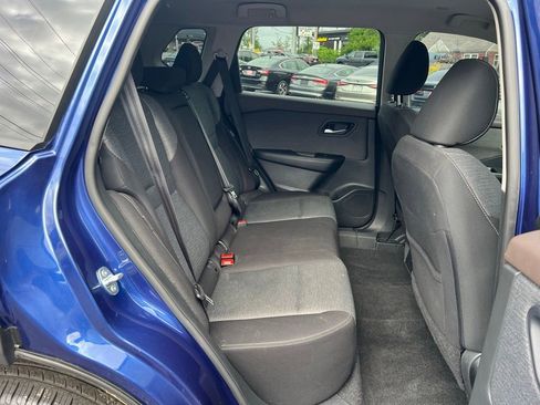 Used 2023 Nissan Rogue SV AWD/4WD image 23