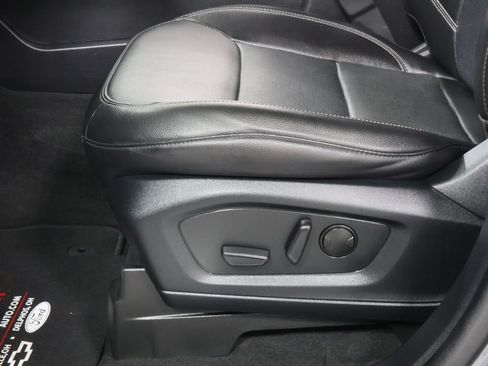 Used 2022 Ford Explorer Limited w/ Equipment Group 301A AWD/4WD image 23