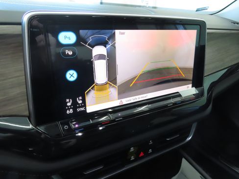 New 2025 Volkswagen Atlas SEL Premium R-Line image 19