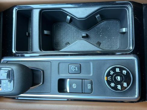 Certified 2022 Nissan Pathfinder Platinum w/ Lighting Package (N93) image 31