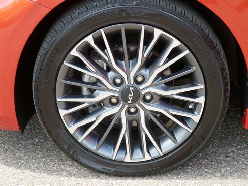 Certified 2023 Kia Forte GT-Line w/ GT-Line Premium Package FWD image 15