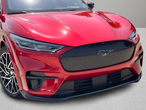 Used 2023 Ford Mustang Mach-E GT AWD/4WD image 26