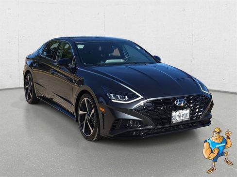 Used 2021 Hyundai Sonata SEL Plus image 3