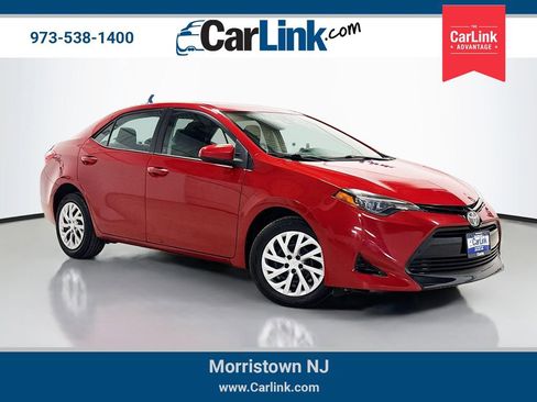 Used 2017 Toyota Corolla LE image 1
