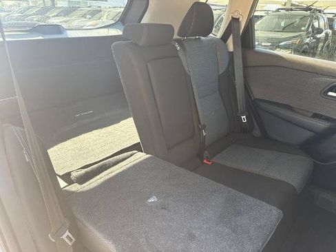Certified 2023 Nissan Rogue SV FWD image 22
