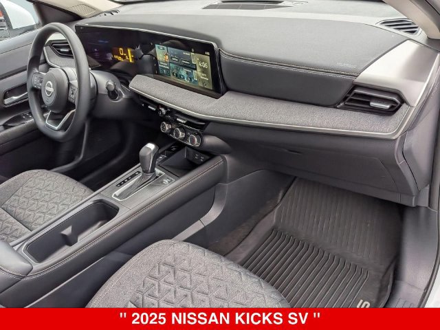 Certified 2025 Nissan Kicks SV AWD/4WD image 37