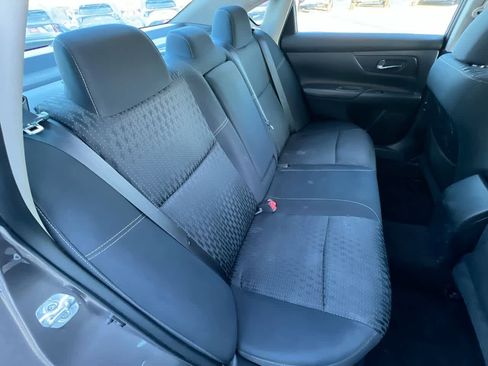 Used 2016 Nissan Altima 2.5 S w/ Power Driver Seat Package image 24