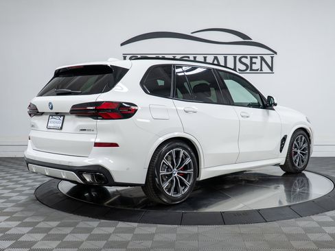 New 2026 BMW X5 xDrive50e w/ M Sport Package image 5
