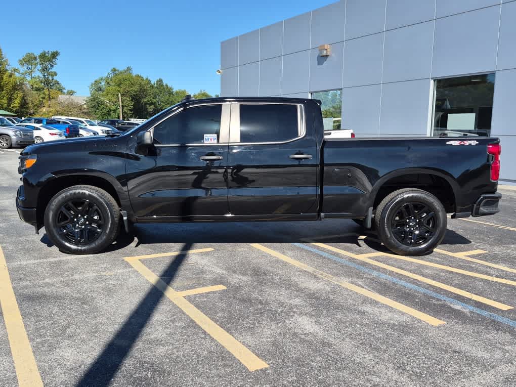 Used 2023 Chevrolet Silverado 1500 Custom w/ Rally Edition AWD/4WD image 6