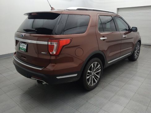 Used 2018 Ford Explorer Platinum image 9