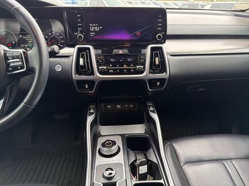 Certified 2023 Kia Sorento EX AWD/4WD image 26