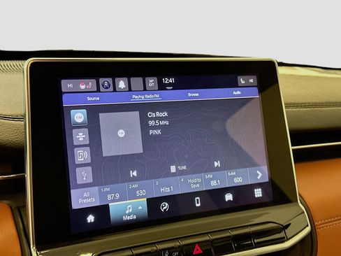 Used 2022 Jeep Compass Limited image 21