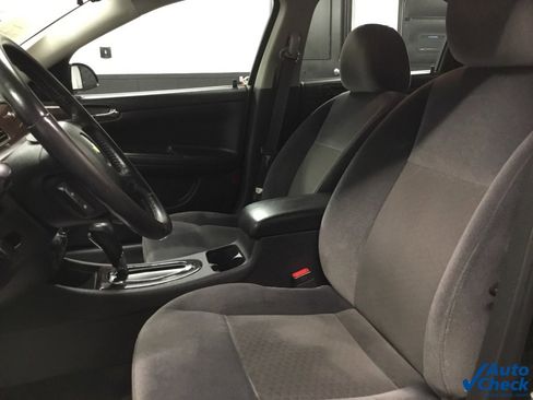 Used 2014 Chevrolet Impala LT w/ LT Sunroof Package image 23