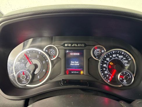 Used 2025 RAM 2500 Big Horn AWD/4WD image 24