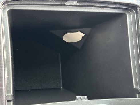 Used 2015 Buick Enclave Premium FWD image 22