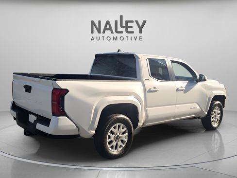 Certified 2025 Toyota Tacoma SR5 image 6