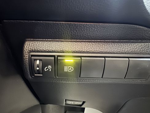 Certified 2024 Toyota Corolla LE image 31