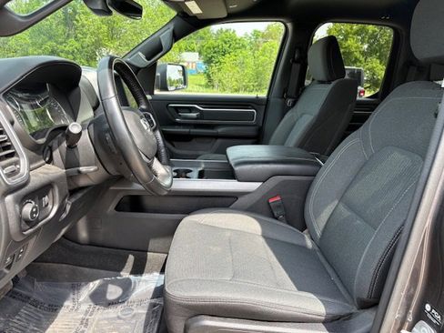 Used 2022 RAM 1500 Big Horn AWD/4WD image 11