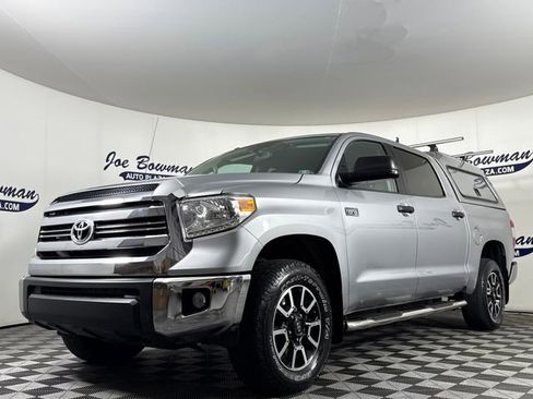 Used 2016 Toyota Tundra SR5 w/ TRD Off Road Package AWD/4WD image 2